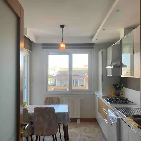 Apartmán 2+1. فاخرة في بشاك شهير Basaksehir
